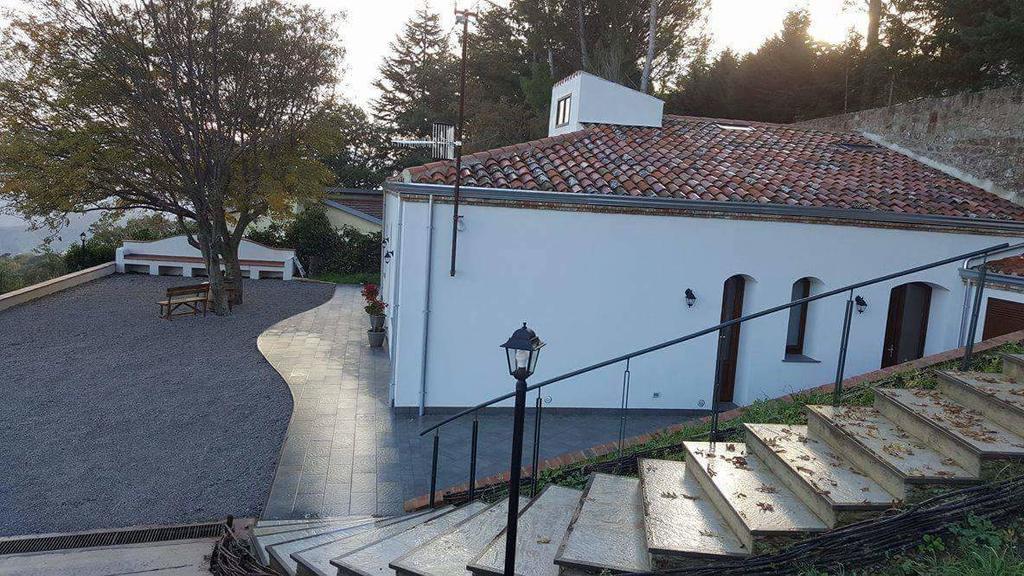 كاستلبونو B&B I Frassini المظهر الخارجي الصورة