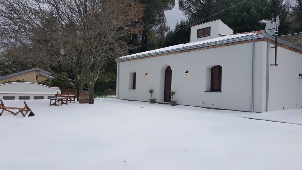 كاستلبونو B&B I Frassini المظهر الخارجي الصورة